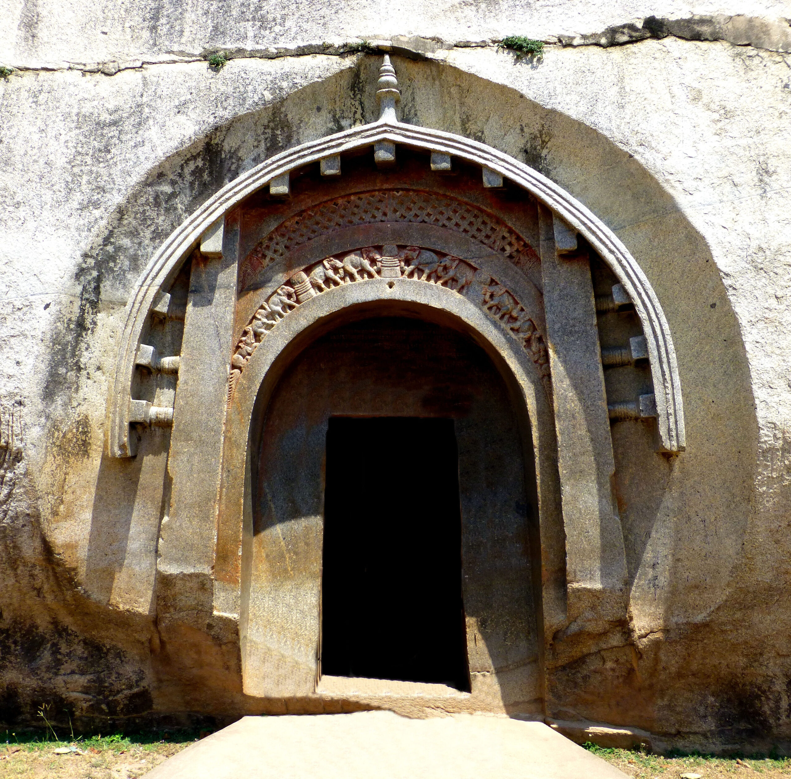 Lomas Rishi Entrance, Barabar Caves